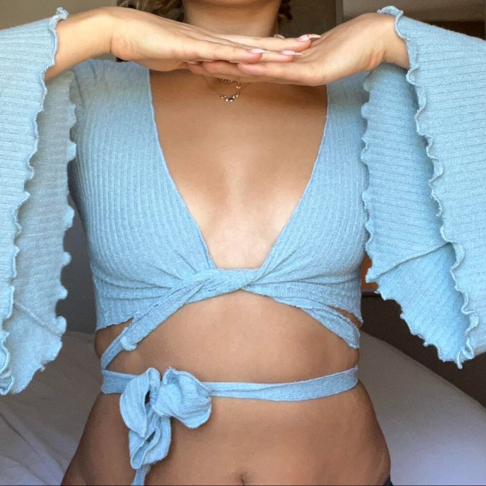 🧊🩵 UO Daisy Ribbed Tie-front Top In Slate - Size Small 🧊🩵 - Picture 5 of 6